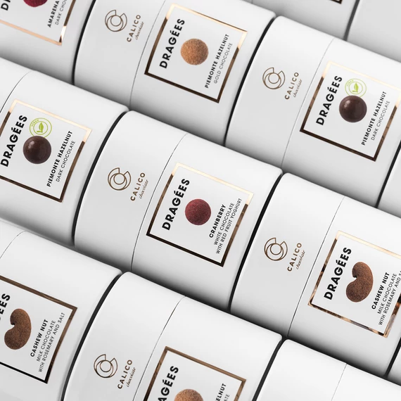 CALICO DRAGÉES Cashew nuts with rosemary 100 g