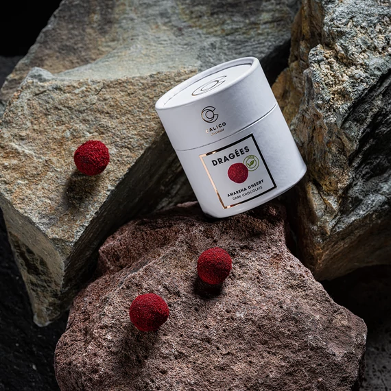 CALICO DRAGÉES Amarena cherry 100 g